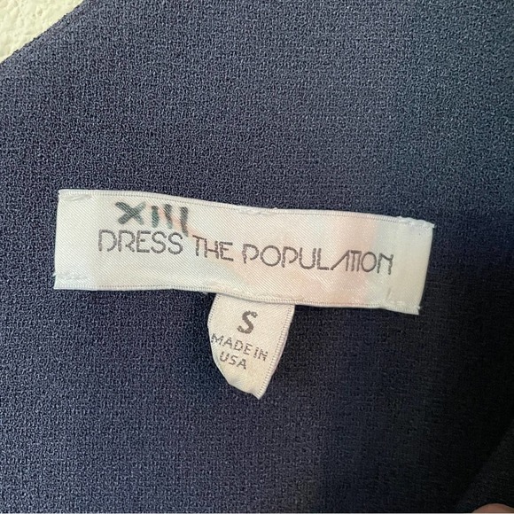 Dress The Population V Neck Floor Length Sleeveless Gown With Slit - Picture 5 of 7